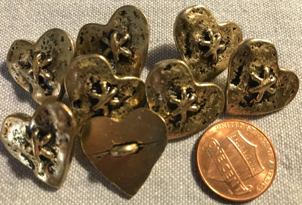 8 Very Pale Gold Tone Metal Shank Heart Buttons Black Accent 13/16" 20.2mm 8223 - Image 1 of 1