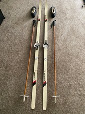 NorMark model 225 Cross Country Ski Set With Poles And Shoes - 195 cm Long