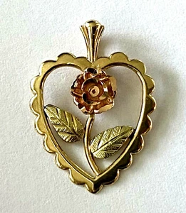 BHG Black Hills Gold CCO 10K Gold Heart Leaves Rose Floral Ladies Pendant Charm - Picture 1 of 12