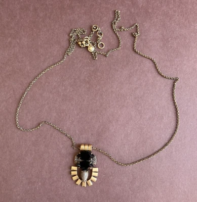 Collar J.Crew Tono Latón Y Cristal Negro Y Piedra Taupe Colgante 32" Foto 1 de 4