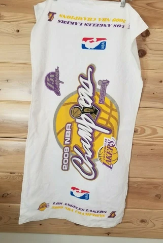 2009 Los Angeles Lakers NBA World Champions 15x Championship Towel 40.5"X22" Cover