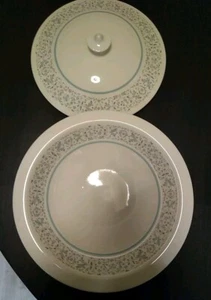 Lovely Royal Doulton Arabesque D6465 lidded Tureen  - Picture 1 of 5