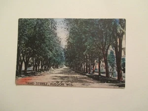 Hudson Wisconsin Postcard Third Street WI - Picture 1 of 2