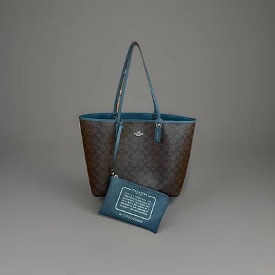 Coach Women's Large Tote Bag with Double Handles and Wristlet Wallet - Image 1 of 4