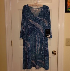 NEW Ladies Blue & Teal Knit Dress by Attitudes. Size 1X - Picture 1 of 7