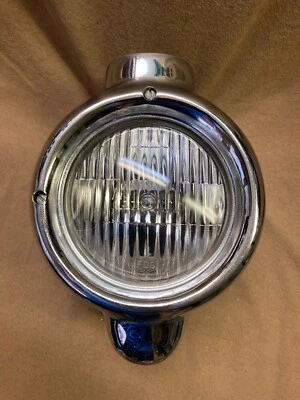 Protector de parachoques delantero cromado Mercury NOS LH 1952, 1953 con luz de conducción o antiniebla Foto 1 de 4