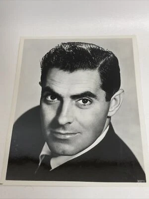 ACTOR TYRONE POWER - FOTO PUBLICITARIA 8X10 Foto 1 de 3