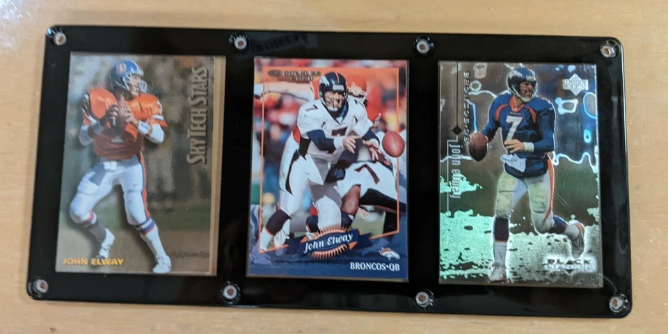 PLACA DE 3 TARJETAS JOHN ELWAY JOHN ELWAY  Foto 1 de 1
