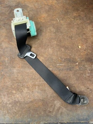 乘客右后座皮带收回器原始设备制造商 2009 2010 丰田卡罗拉 — 第 1/4 张图片