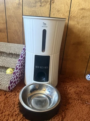 Alimentadores automáticos para gatos Petory Wi-Fi - Dispensador de alimentos secos de 4L sin cable Foto 1 de 2