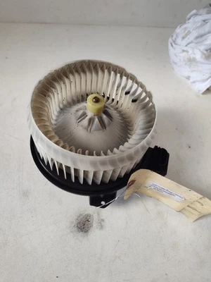 2007-2014 Ford Edge Limited Blower Motor. OEM Used AY2727005060 - Image 1 of 4