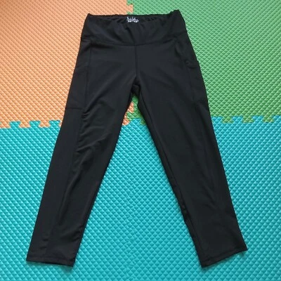 Nicole Miller Sport Womens Crop Active Leggings Size M Black Side Pockets - Image 1 of 4