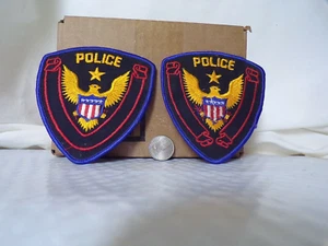 2 SHOULDER PATCHES OBSOLETE POLICE - Picture 1 of 2