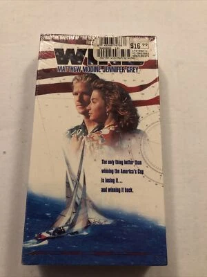 Wind VHS 1992 Matthew Modine Jennifer Grey Stellan Skarsgard Sailing Romance VTG Foto 1 de 2