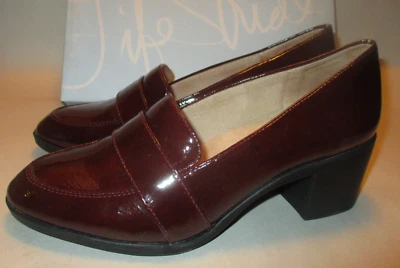 Nuevo en caja Mocasines Life Stride Velocity 2.0 Mujer 7W Soporte Vino 2 1/4" Tacón Trozo Foto 1 de 4
