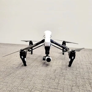 DJI Inspire 1 V 2.0 T600 Aircraft - READY TO FLY - BATTERY NOT INCLUDED - Picture 1 of 19