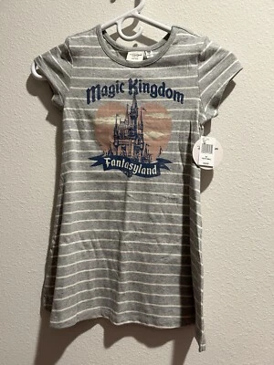 Vestido Magic Kingdom Niña XS Disney Parks Forever Collection Por Junk Food XSmall Foto 1 de 4