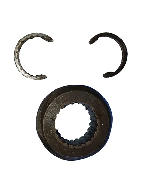 Transmisión automática Suzuki G16B 1.6L 16v 3L30 3 velocidades: engranaje velocímetro Foto 1 de 4