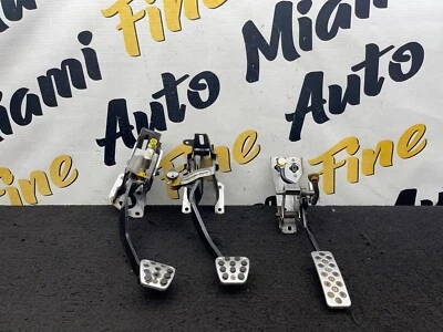 Honda S2000 2005 juego completo de pedales embrague freno gasolina OEM Foto 1 de 4