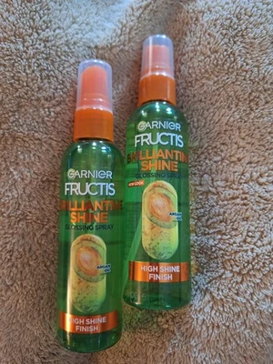 Paquete de 2 spray brillante Garnier Fructis Style Brilliant Shine 3,0 fl oz Ea. Foto 1 de 4