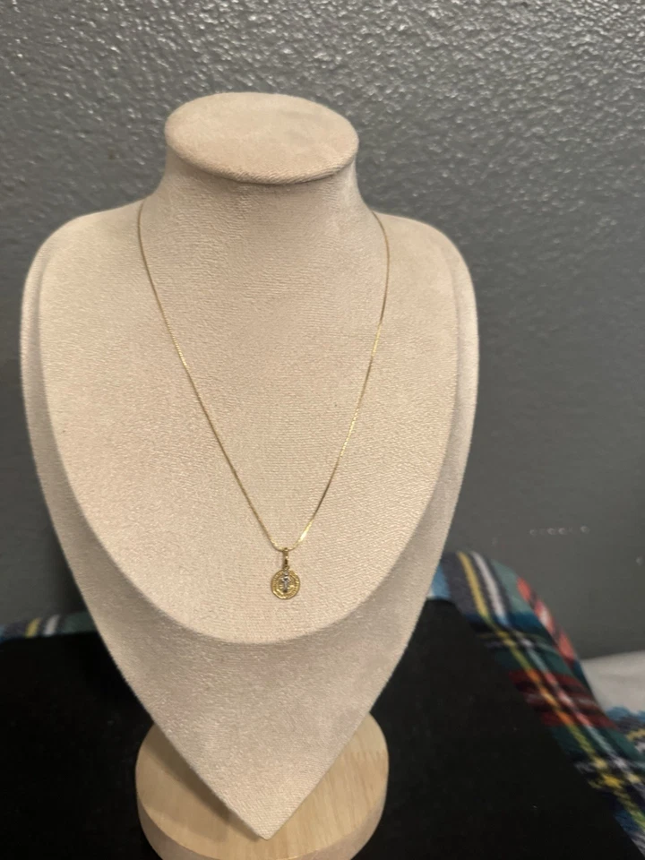 Medalla San Benito (San Benito) ¡Oro Amarillo! Con cadena Foto 1 de 4