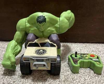 2015 Jakks Marvel Avengers Remote Control Incredible Hulk Smash - EUC - Image 1 of 4