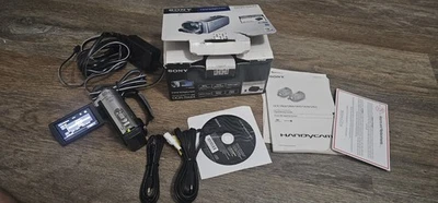 Sony DCR-SX44 Handycam 60x Optical Zoom Silver Video Camcorder Excellent - Image 1 of 4