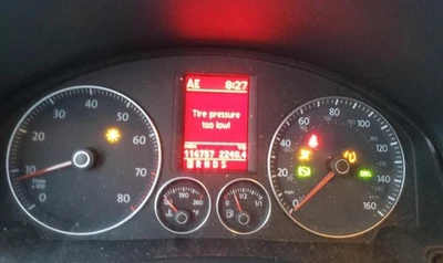 EOS OE 2009 velocímetro medidor grupo 116 k millas Volkswagen Foto 1 de 4