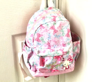 Offizieller Sanrio HELLO KITTY Rucksack Blumendruck mit leichten reflektierenden Patches - Bild 1 von 4