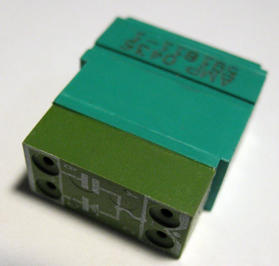 Tyco Electronics 591811-1 Overvoltage Absorber, Military NSN 5920-01-146-9154 - Image 1 of 4