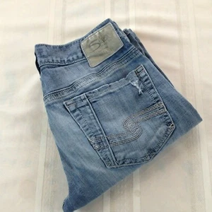 SILVER JEANS Gordie Light Wash Distressed Blue Denim Jeans Men's Size 31 x 34 - Picture 1 of 10