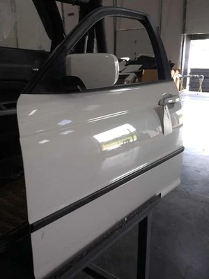 Puerta delantera del conductor sedán mercado canadiense compatible con 01-05 BMW 320i 485598 Foto 1 de 4