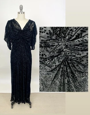 古董 20 世纪 20 年代 Flapper 连衣裙黑色丝绸天鹅绒倦怠艺术装饰盖茨比时代连衣裙 — 第 1/4 张图片