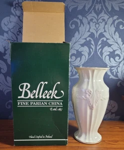 Belleek Fine Parian China Vase Georgian Shell - Picture 1 of 8