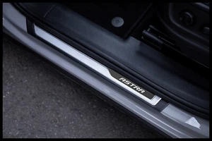 Fit Opel Vauxhall Astra H-J-K Chrome/Carbon Door Sill Scratch Protectors S.Steel - Imagen 1 de 4