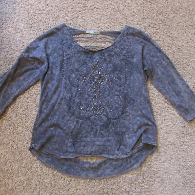 NUEVO SIN ETIQUETAS Camisa Top Maurices Grande Gris Negro Cuentas Cruzada Triturada Espalda Abierta Foto 1 de 2