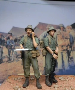 Callsign 2 figuras equipo de radio australiano Vietnam 1:35 kit sin pintar - Imagen 1 de 1