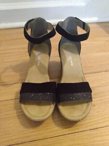 Rieker Rabea Hartweiss Black/Silver Comfort Heel Leather Shoes 40 US 8.5