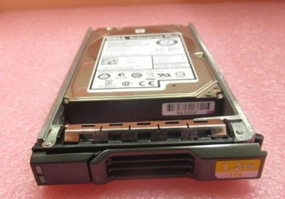 Dell Compellent 1.2TB 10k SAS 2.5" Hard Drive in SCv2020 SC4020 SC220 Tray 68V42 - Image 1 of 4