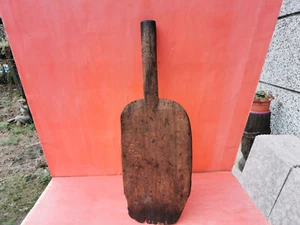 OLD ANTIQUE PRIMITIVE WOODEN WOOD BREAD BOARD DOUGH PLATE SHOVEL HANDLE - Picture 1 of 9