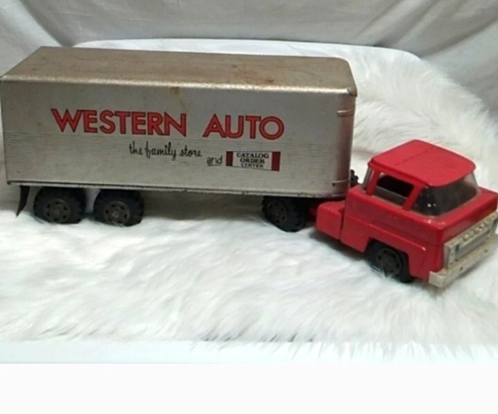 VENTA Semirremolque y remolque vintage de colección Marx The Western Auto Stores años 50  Foto 1 de 4