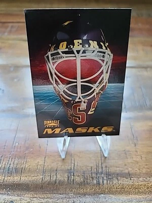Máscaras Pinnacle 1996-97 Nikolai Khabibulin #7 Foto 1 de 3