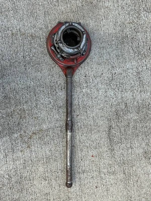 Manual Pipe Threader W/Handle Ridid Model C-148 Threads 1" to 2" Pipe - Image 1 of 4