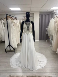 Maggie Sottero Wedding Dress - Picture 1 of 9