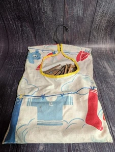 Vintage Kids Stay Open Clothespin Clothes Pin Laundry Bag with Hanger and Pins - Picture 1 of 14