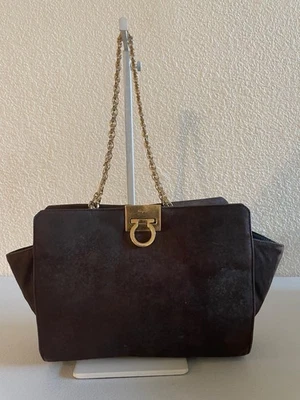 Винтажная замшевая сумка на цепочке Ferragamo - Изображение 1 из 4