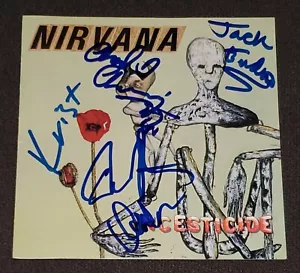 NIRVANA FIRMATO DA 5 INCESTICIDI CD KRISTA NOVOSELIC CHAD CHANNING DALE CROVER + - Foto 1 di 3