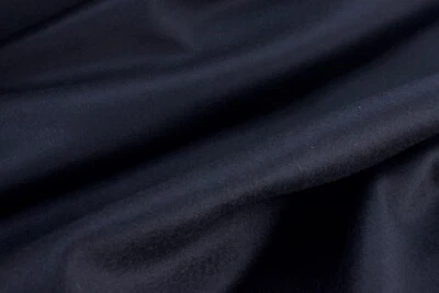 Tecido de cashmere de luxo preto 2,8 m feito na Itália - Imagem 1 de 4