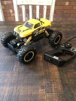 Maisto Tech - 81152 - Rock Crawler Radio Controlled Vehicle - Yellow - Image 1 of 4