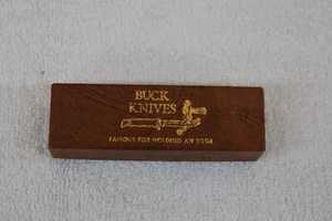 RARE!!  BUCK MUSTANG  #701 ENGLISH SCRIPT POCKET KNIFE NEW IN BOX!! - Picture 1 of 5